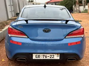 Hyundai Genesis 2011 Blue