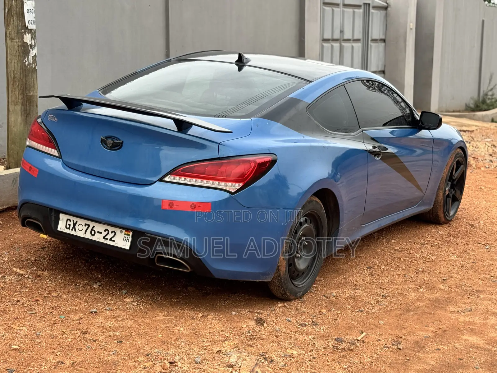 Hyundai Genesis 2011 Blue