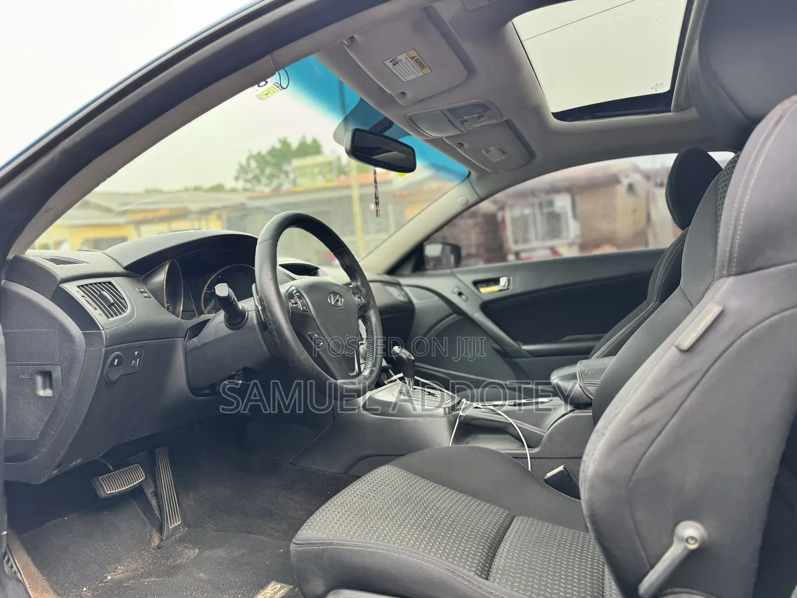 Hyundai Genesis 2011 Blue