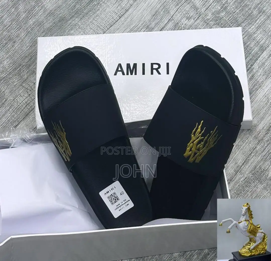 Slides / Slippers New Unboxed