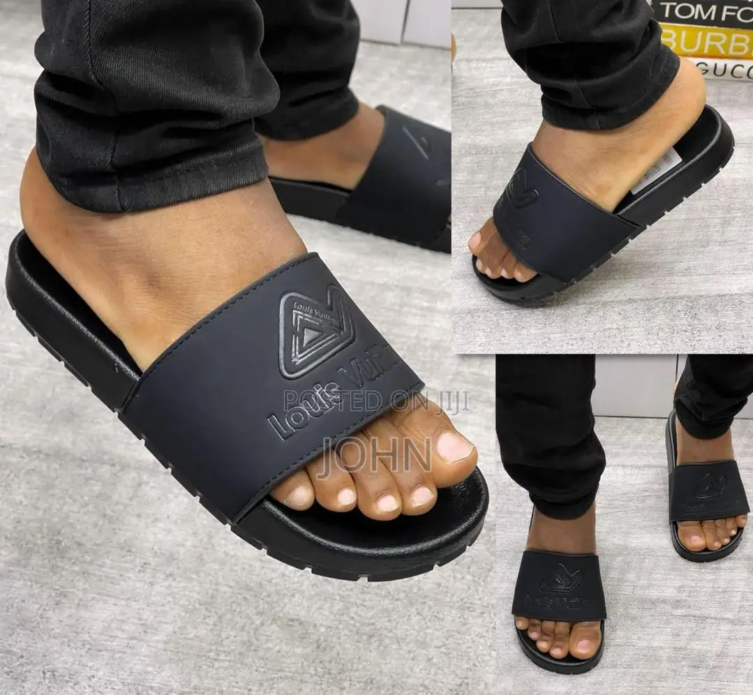Slides / Slippers New Unboxed