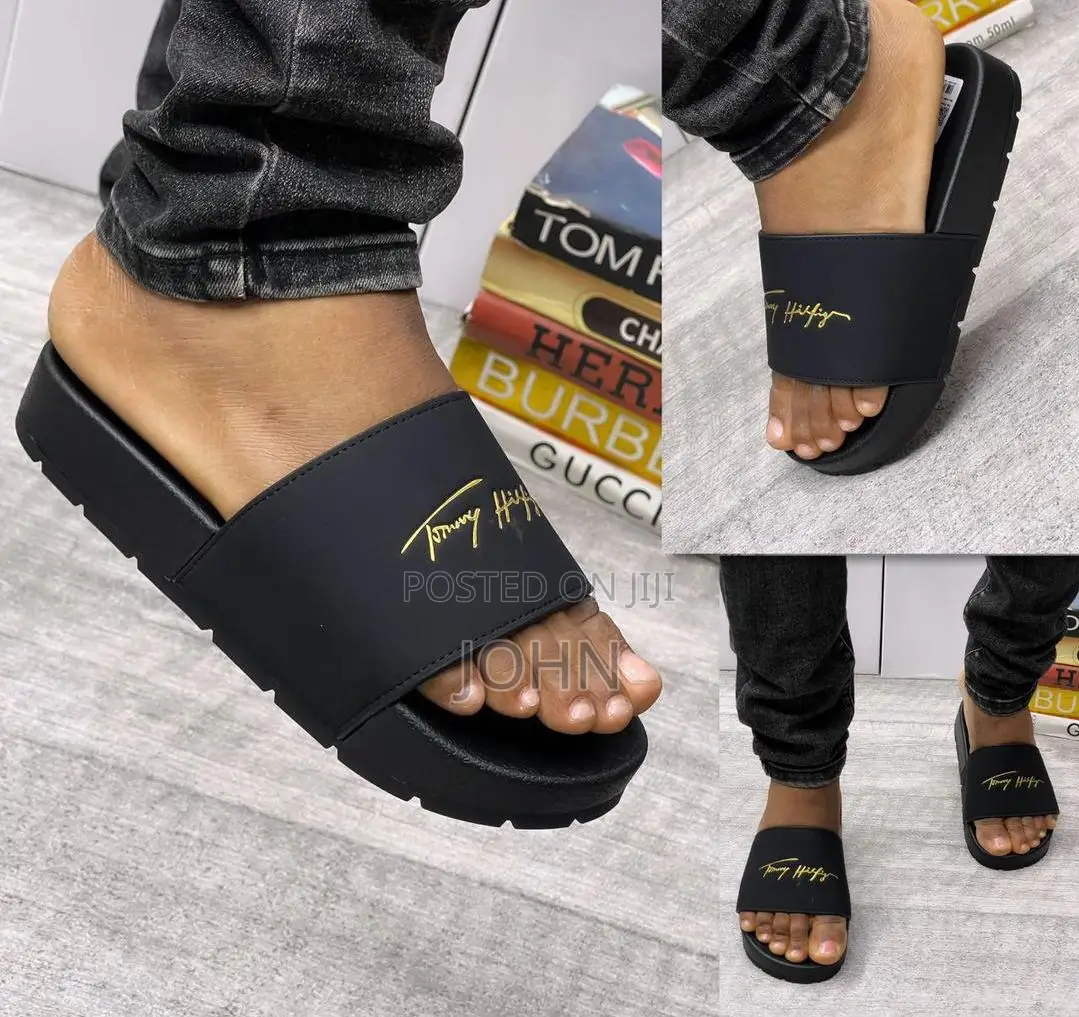 Slides / Slippers New Unboxed