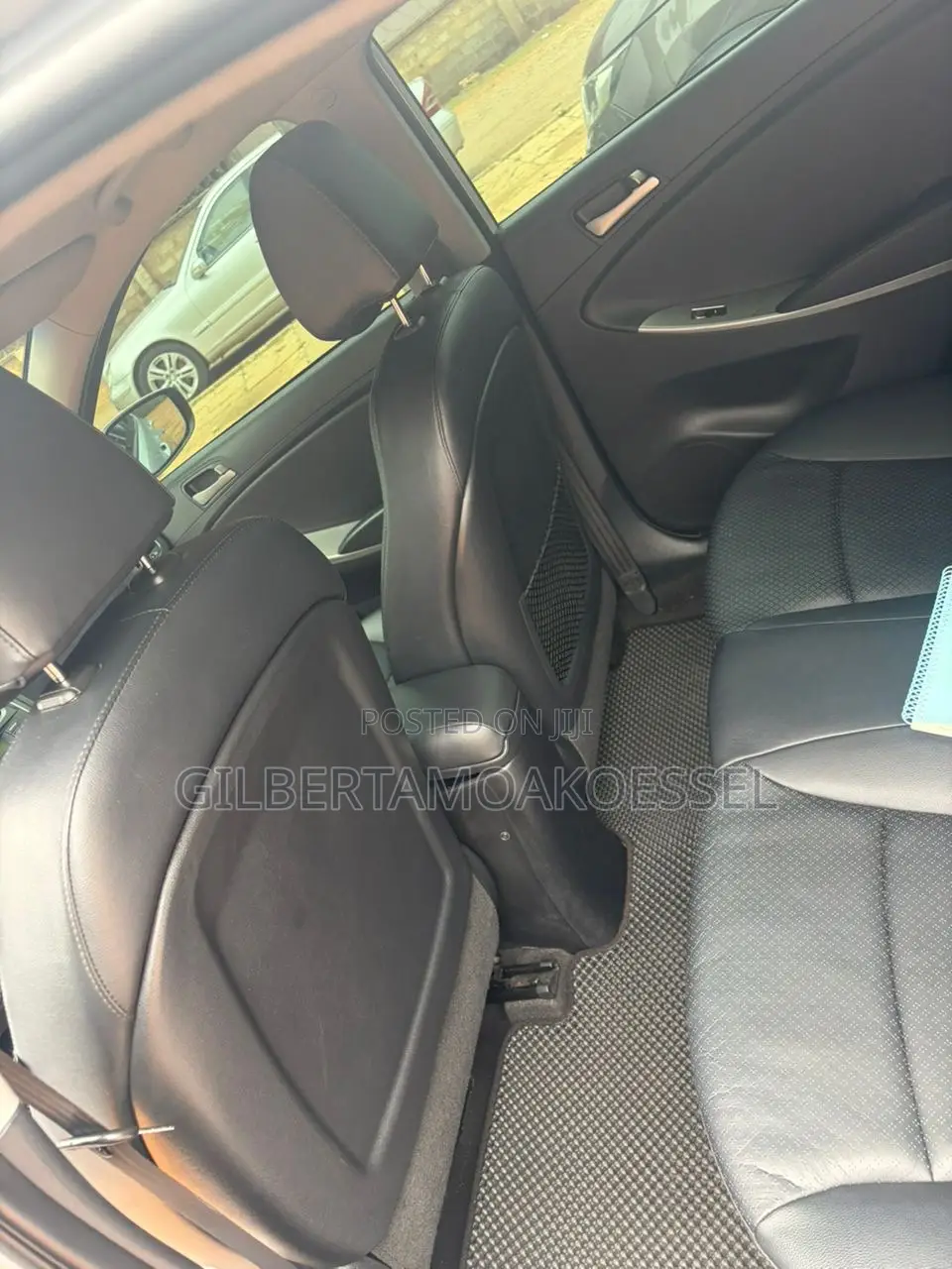 Mercedes-Benz C300 2018 Black
