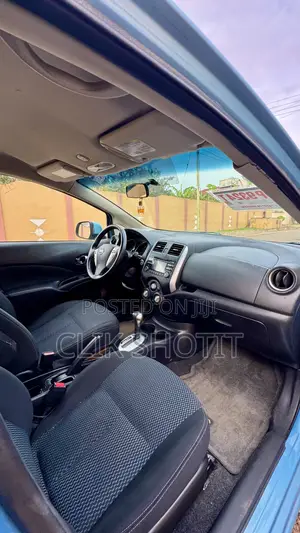 Nissan Versa 1.6 SL 4dr Sedan (1.6L 4cyl CVT) 2014 Blue