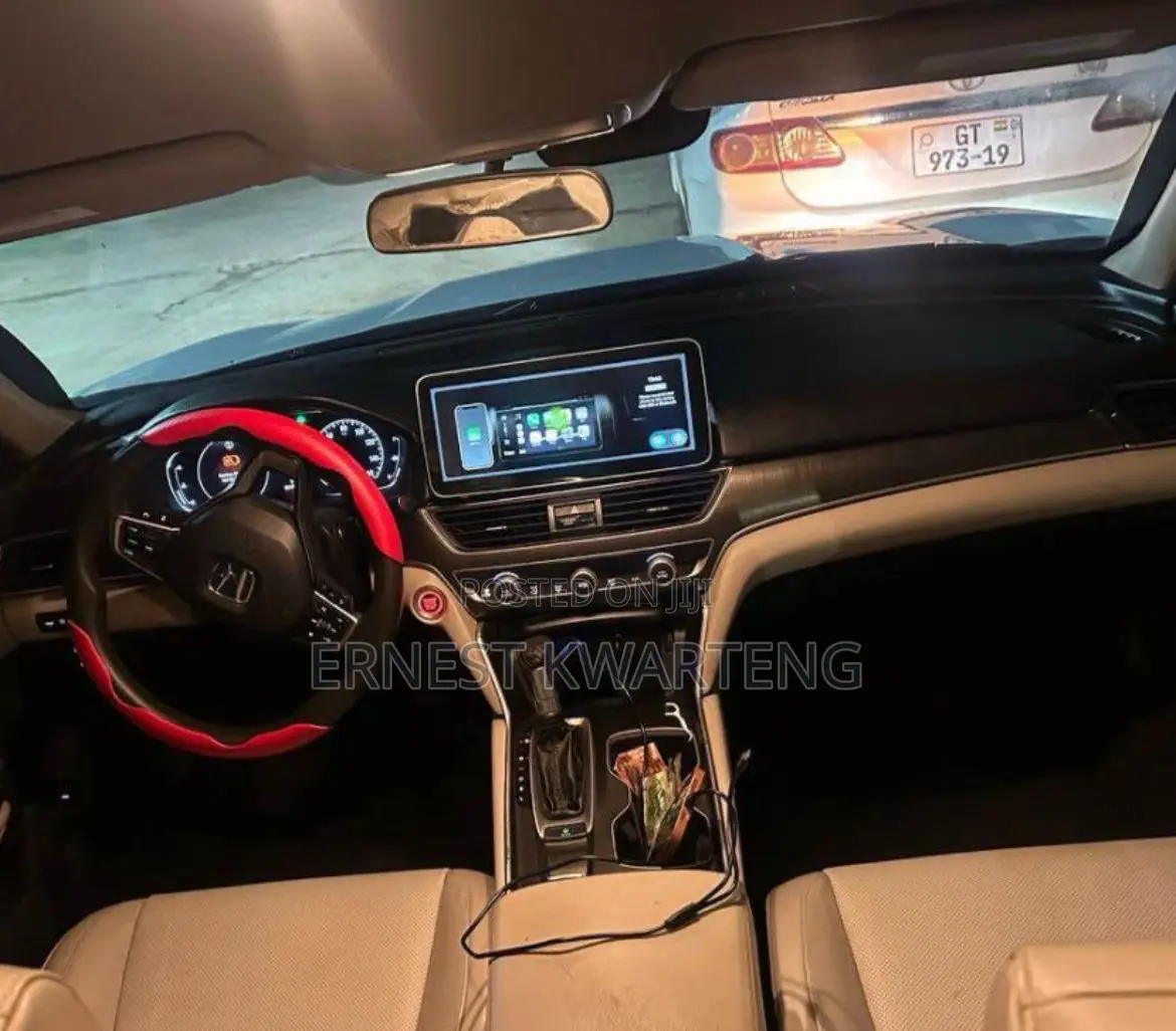 Honda Accord 2019 White