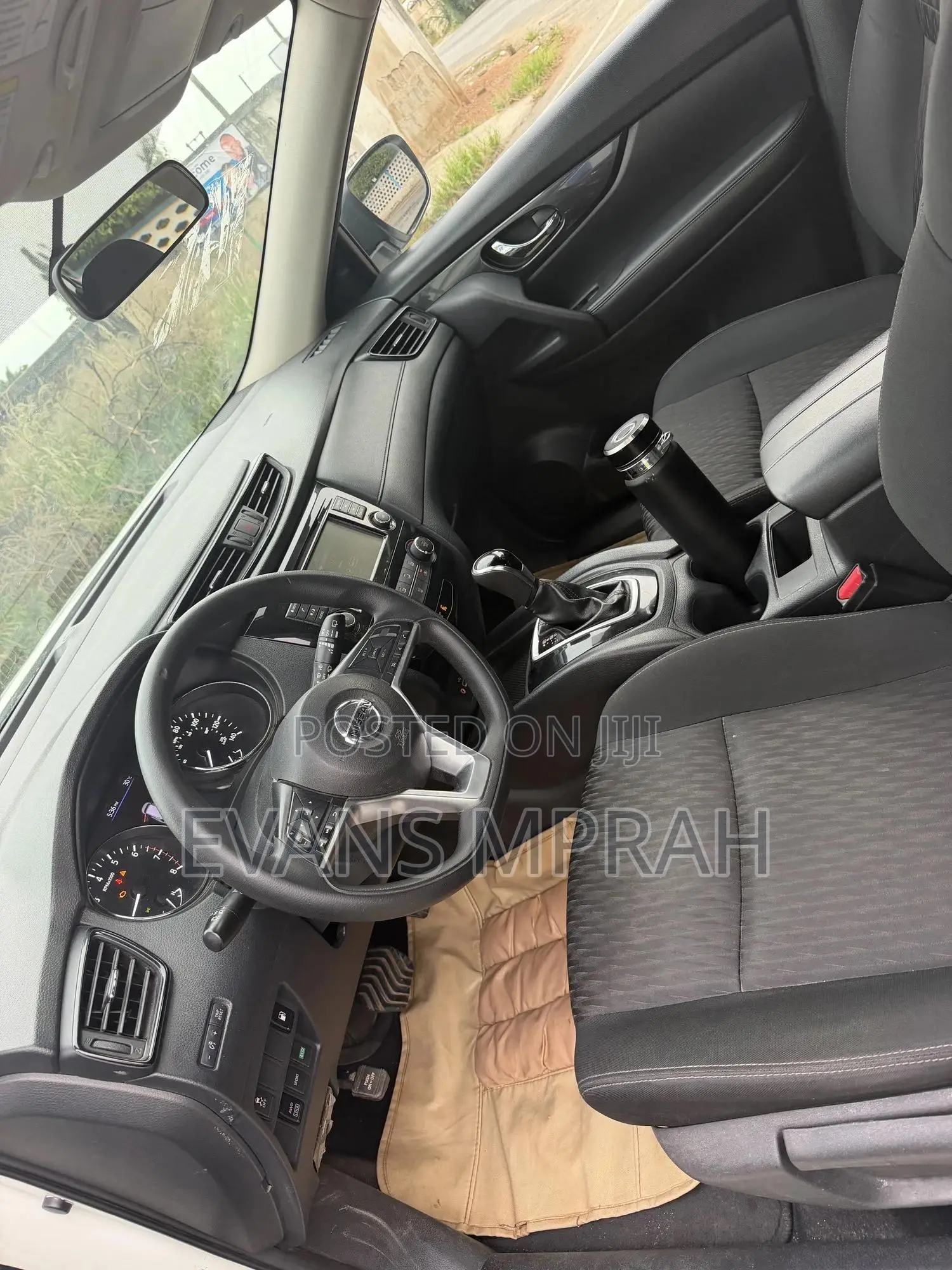 Nissan Rogue 2018 White