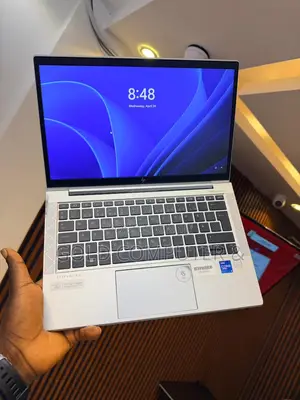 Laptop HP EliteBook 830 G8 8GB Intel Core i5 SSD 256GB