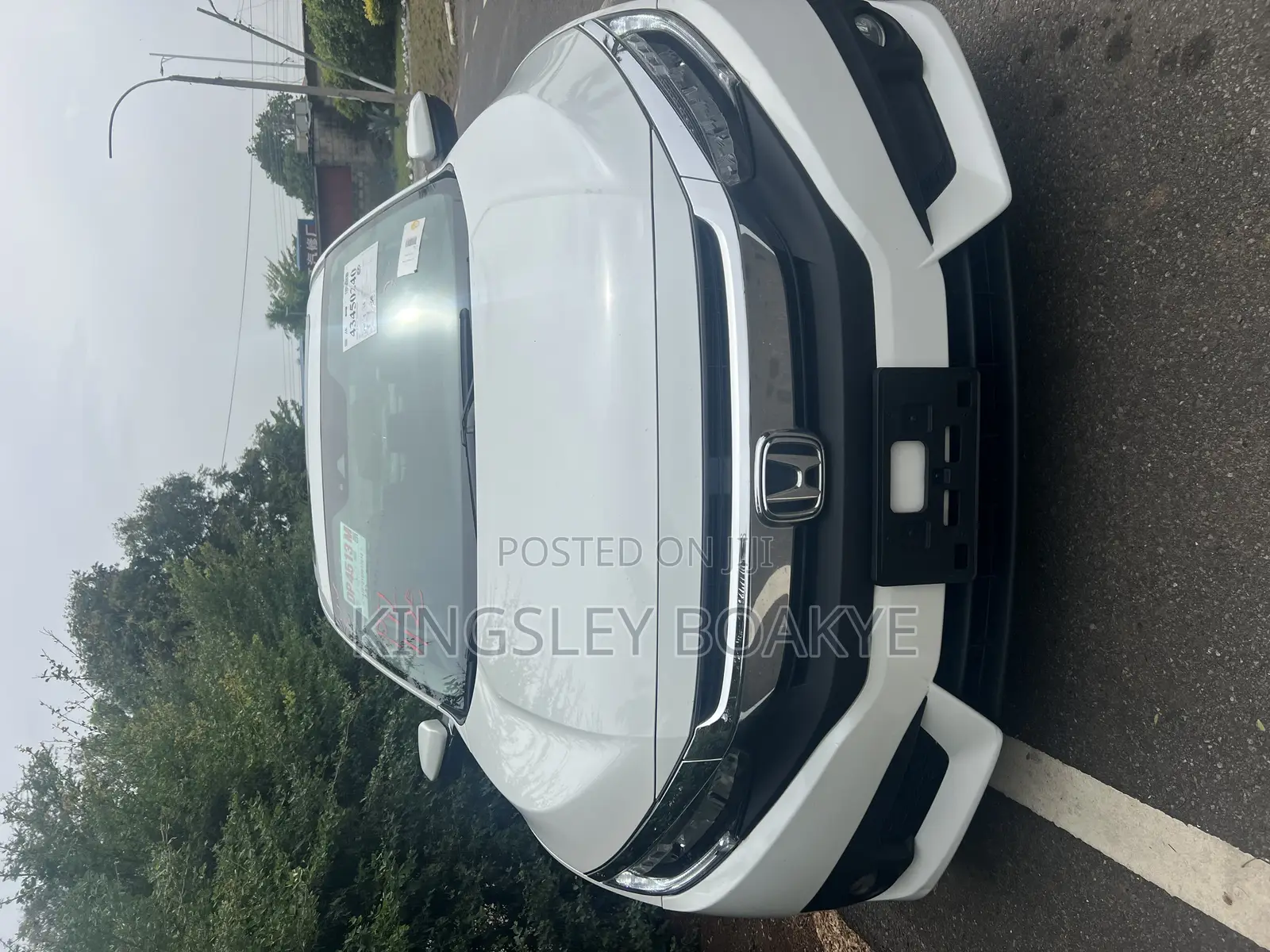 Honda Civic Touring 4dr Sedan (1.5L 4cyl) 2017 White