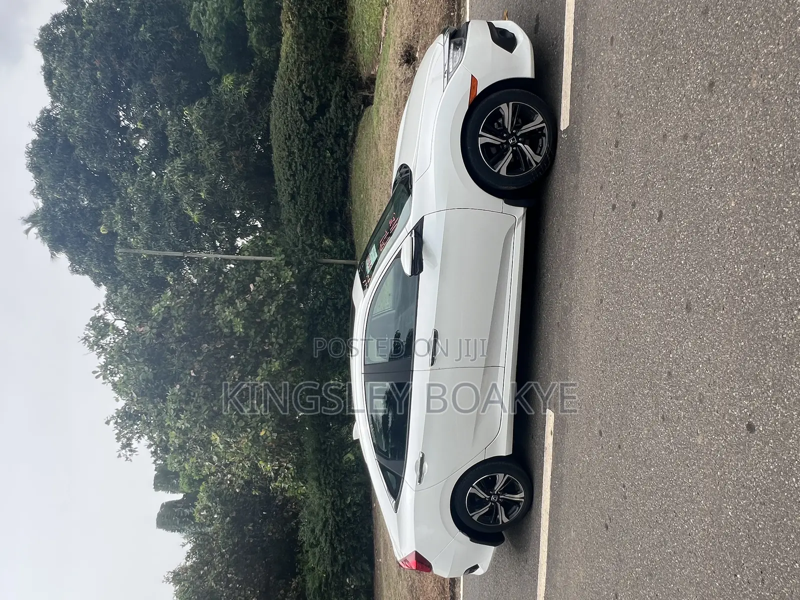 Honda Civic Touring 4dr Sedan (1.5L 4cyl) 2017 White