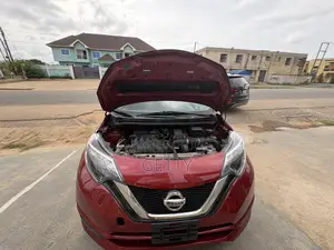Nissan Note 1.6 Petrol 2017 Red