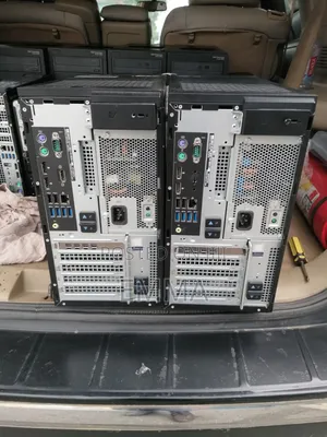 Desktop Computer Dell 16GB Intel Core i7 SSD 512GB