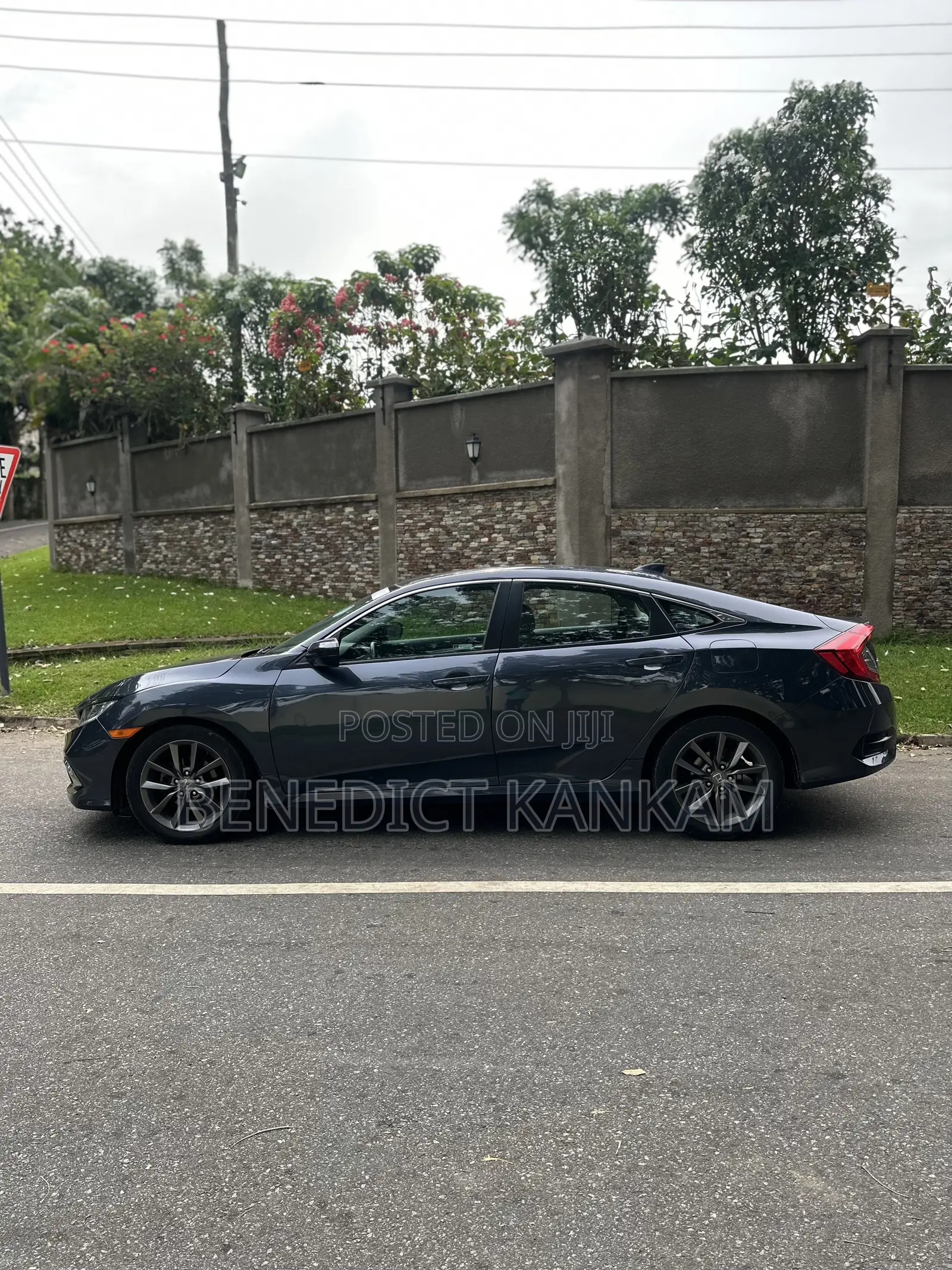 Honda Civic EX Sedan 2019 Gray