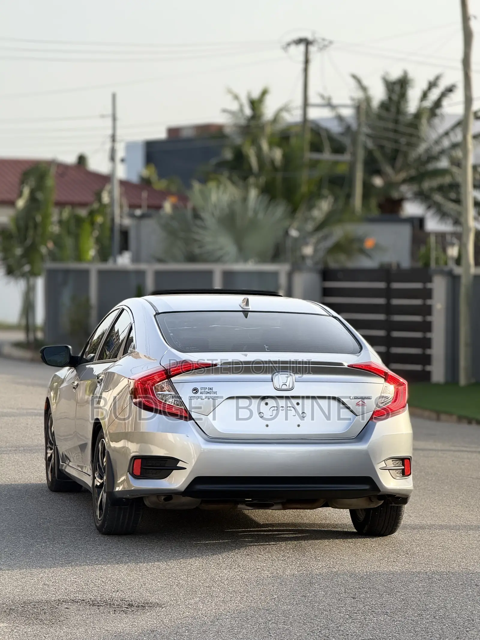 Honda Civic Touring 4dr Sedan (1.5L 4cyl) 2017 Silver