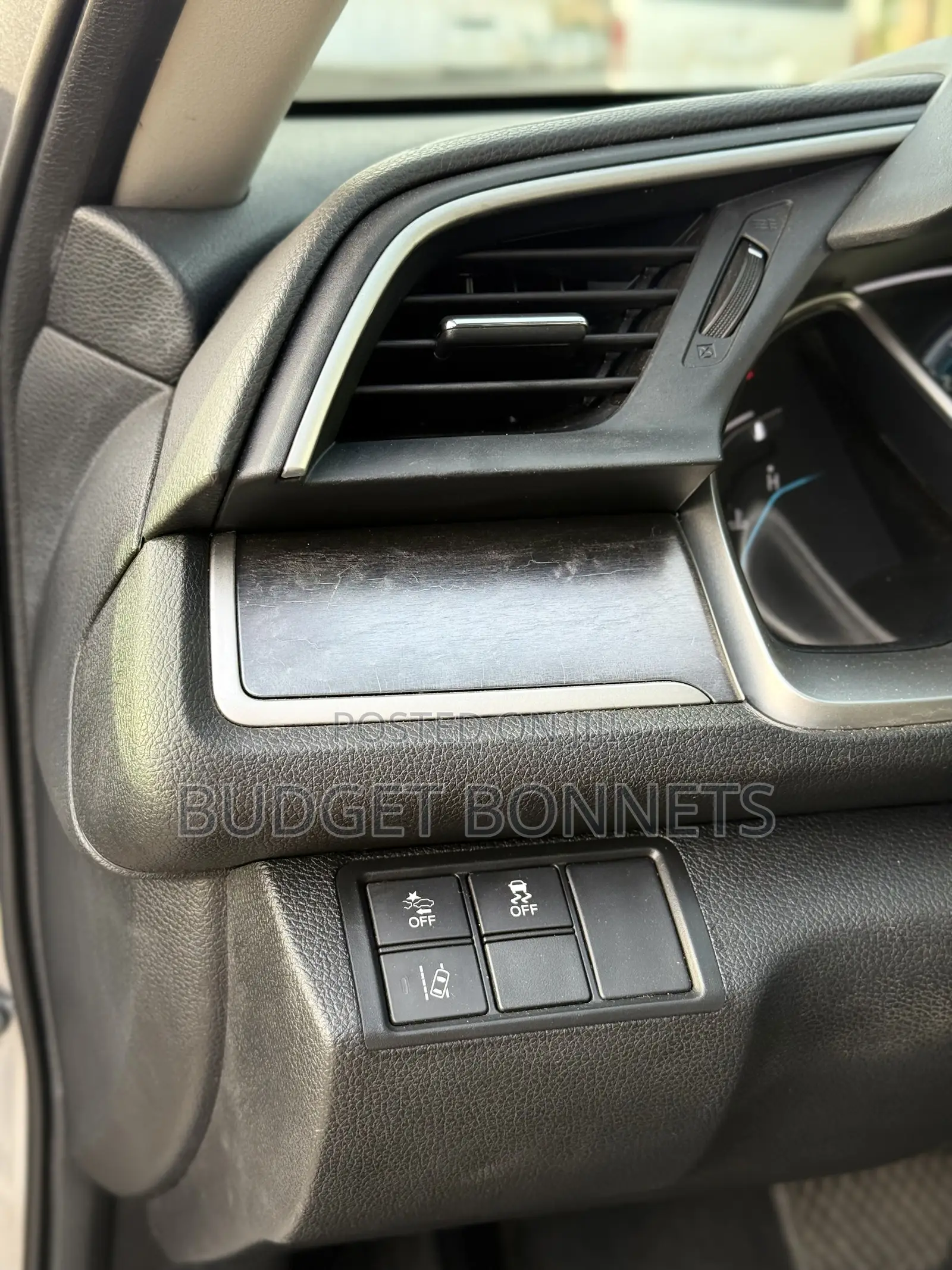 Honda Civic Touring 4dr Sedan (1.5L 4cyl) 2017 Silver