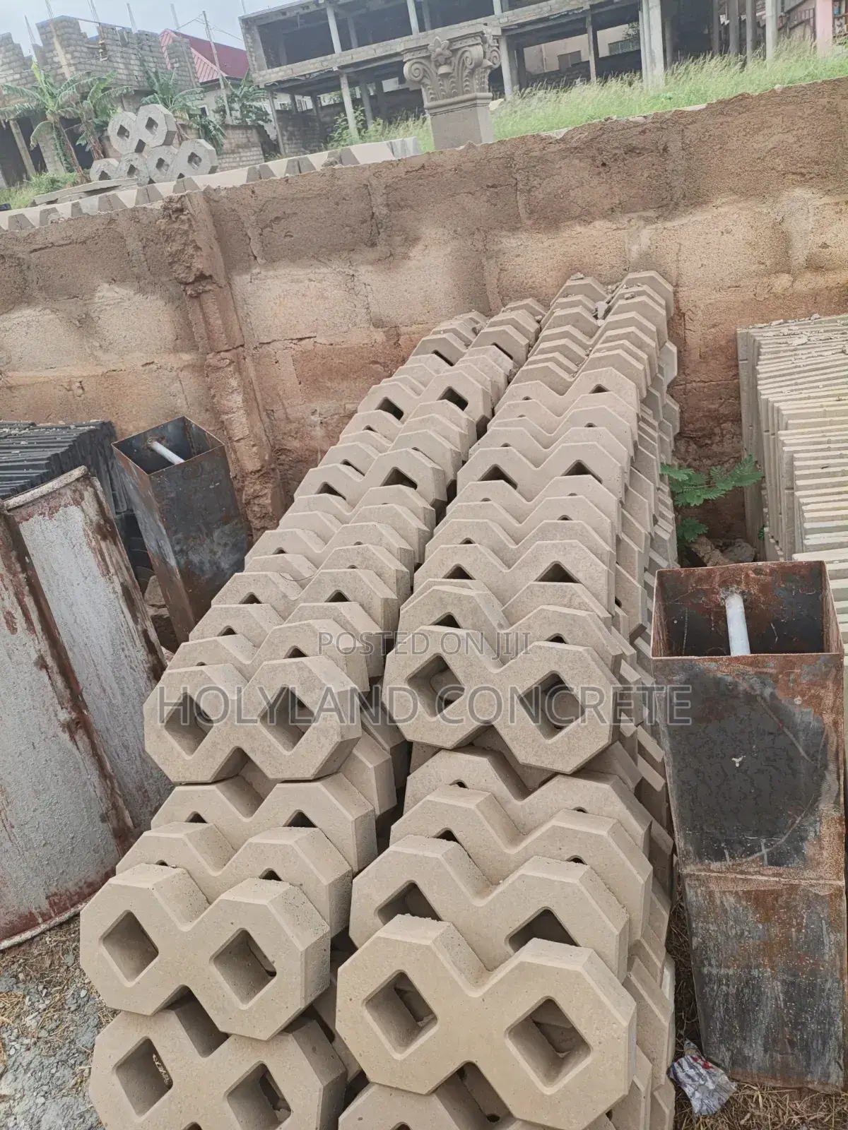 Slabs, Kerbs, Interlocks, Coping, Pavement Blocks, Covert