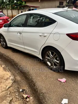 Hyundai Elantra SE 2018 White