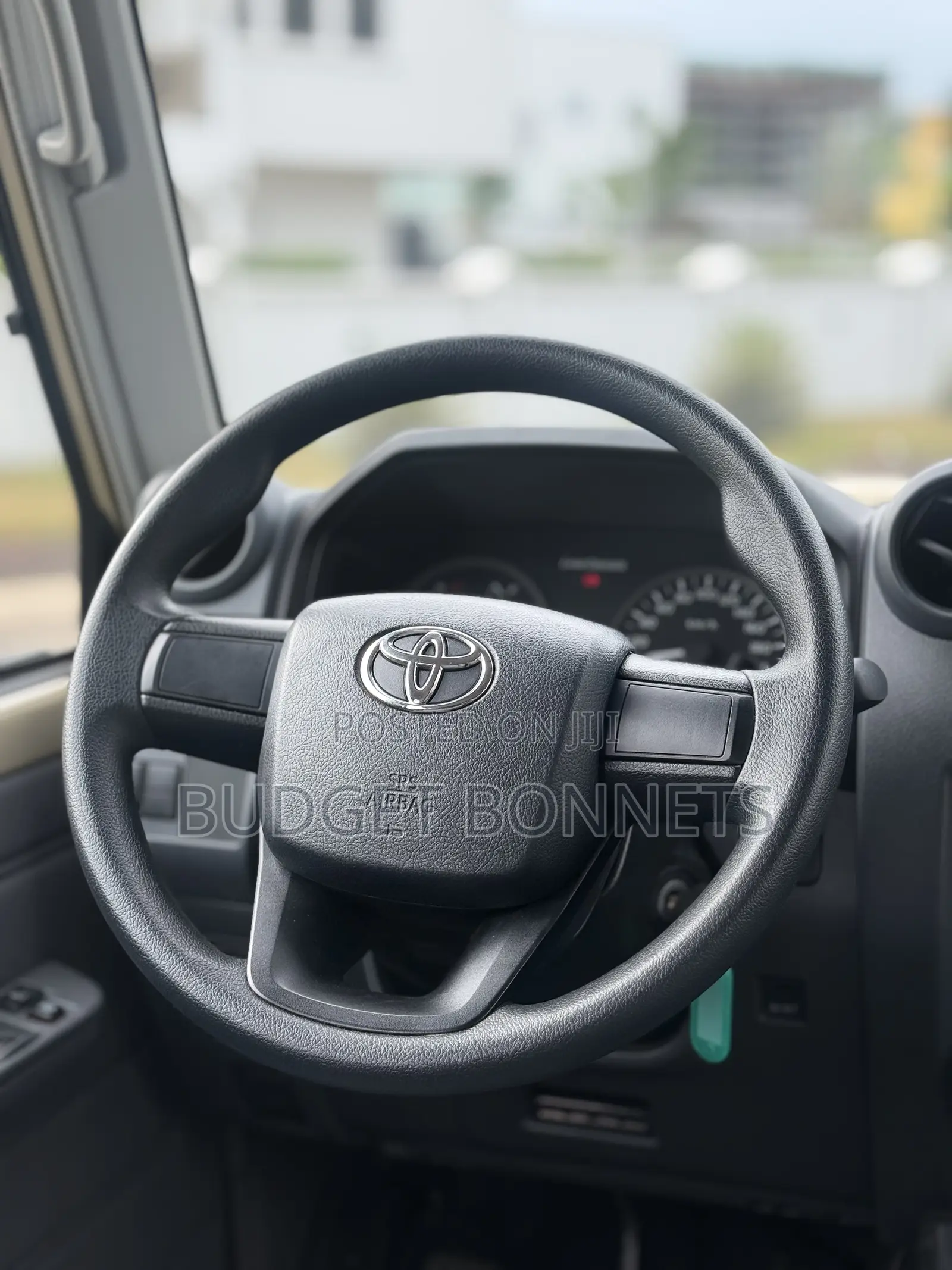 Toyota Land Cruiser 79 Series 2024 Ivory