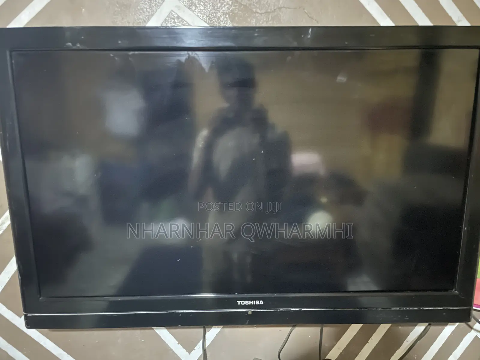 Toshiba Flat-Screen LCD/Led Television