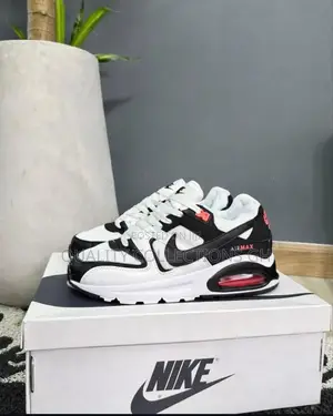 Nike Airmax Command