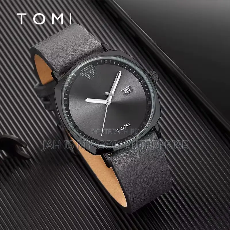 Tomi Men's Minimalist Leather Casual Quartz Watch