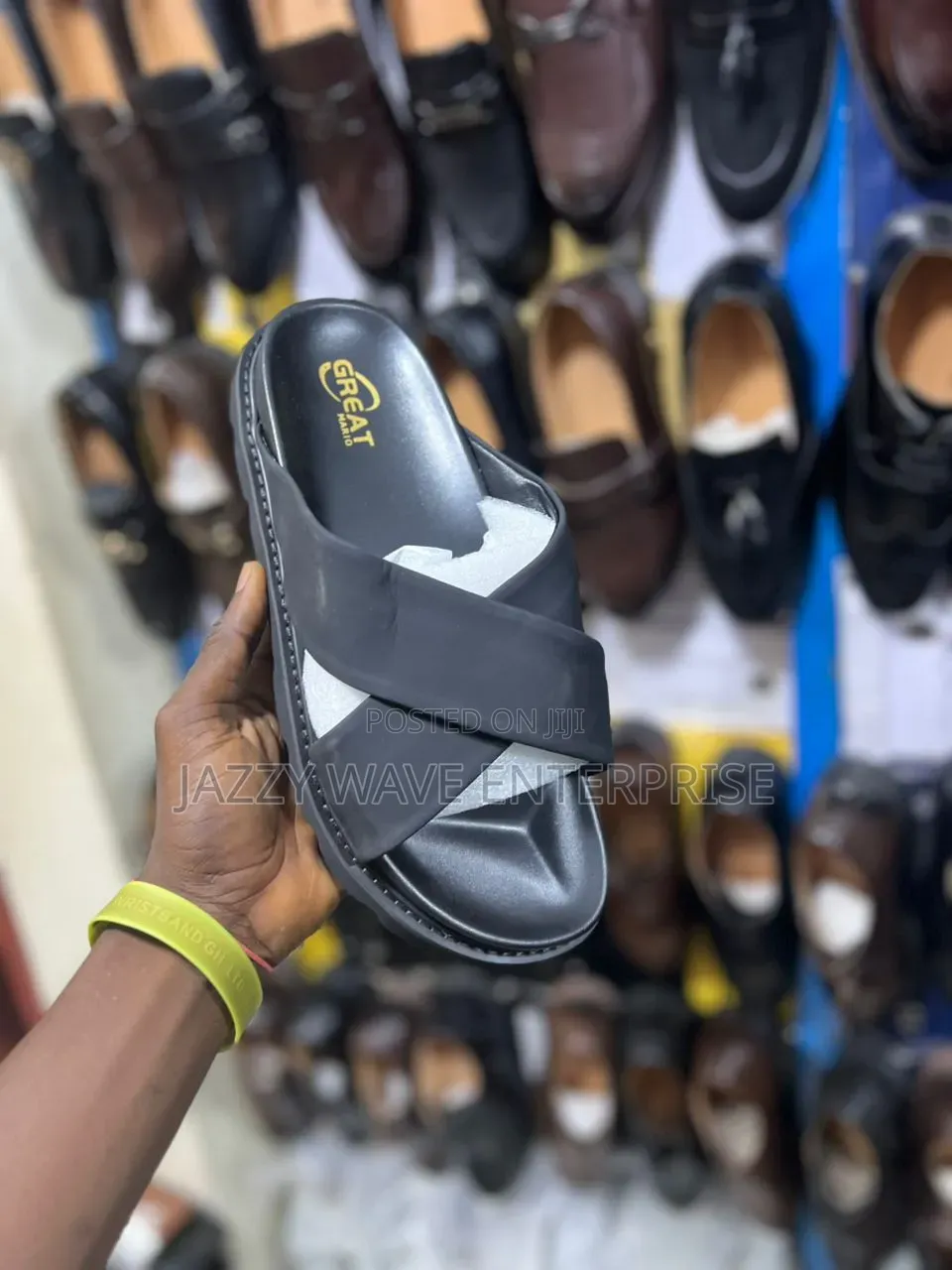 Men's Black Slipper