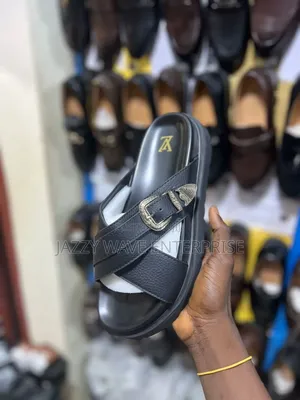 Men's Black Slipper
