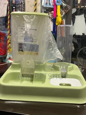 Dispenser Water and Food for Dogs