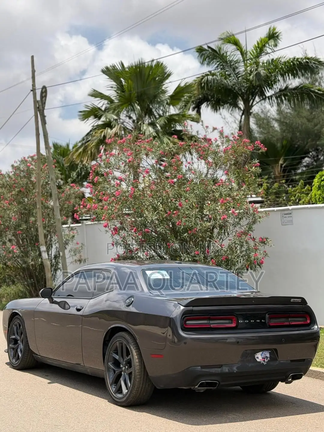 Dodge Challenger GT 2022 Brown