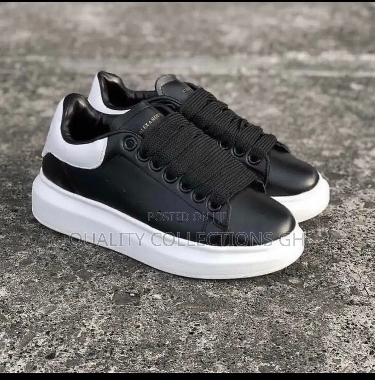 Alexander McQueen Black/White