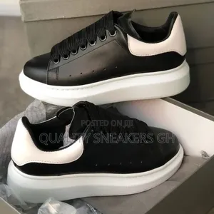 Alexander McQueen Black/White
