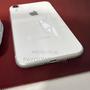 Apple iPhone XR 64 GB White