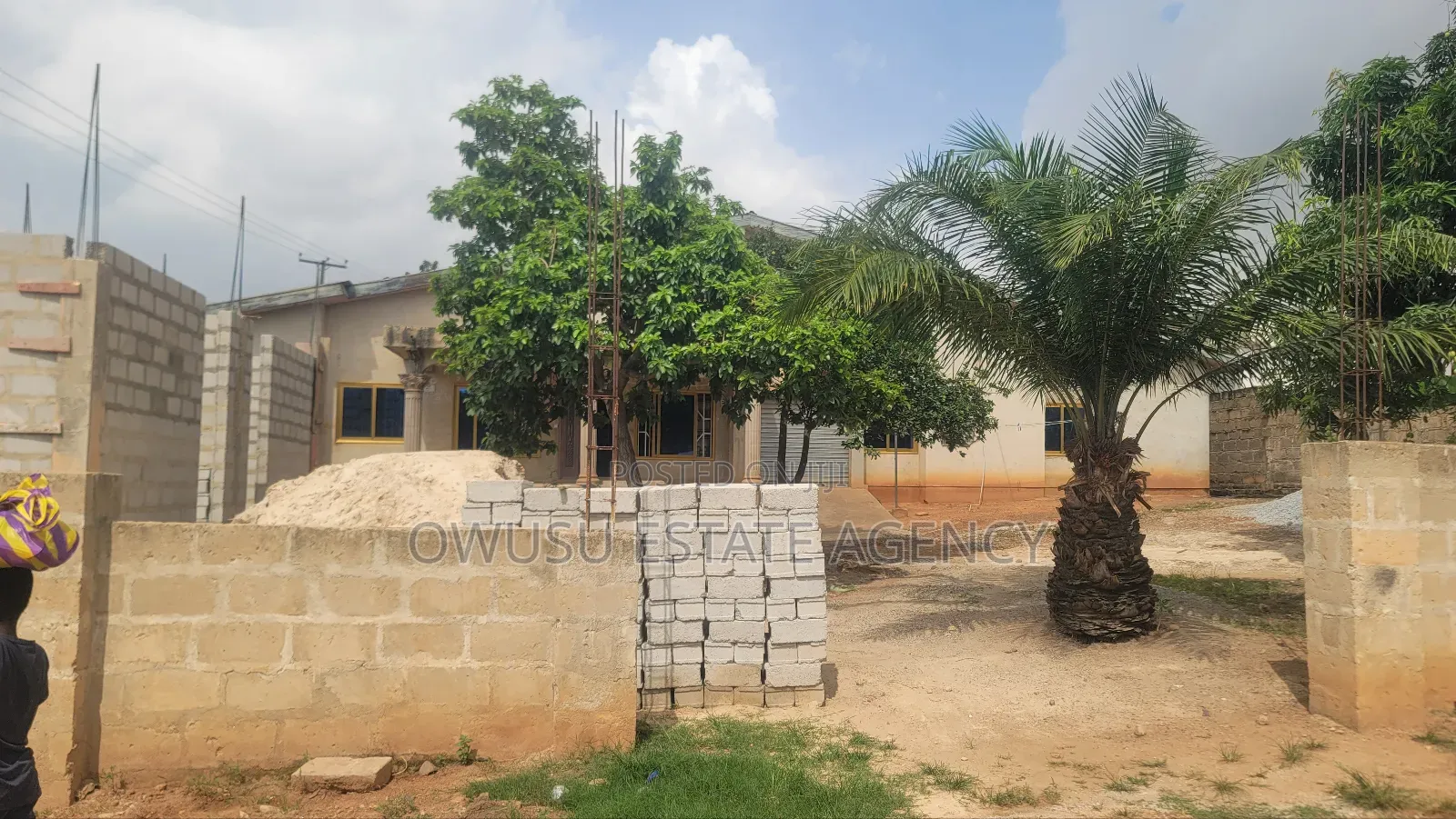 5bdrm House in Atimatim, Kumasi Metropolitan for sale