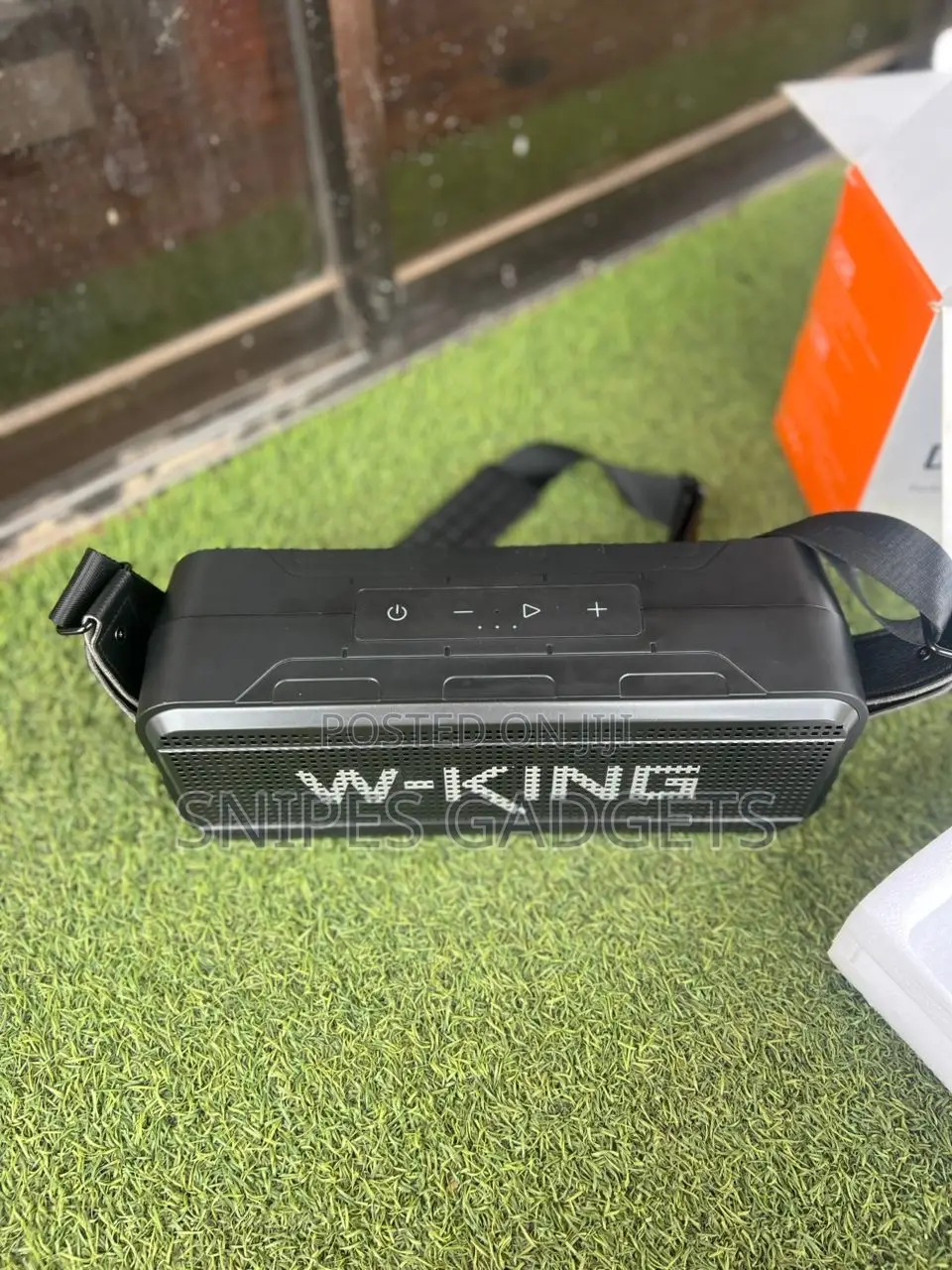 W-King D7-1 Portable Bluetooth Speaker