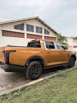 New Nissan Z9 2.3T Diesel 4WD 2025 Gold