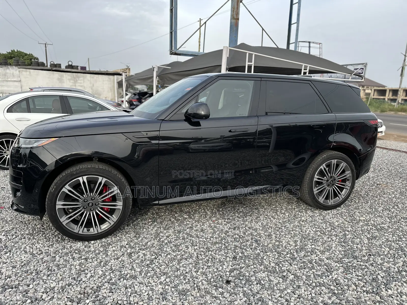 Land Rover Range Rover 2024 Black