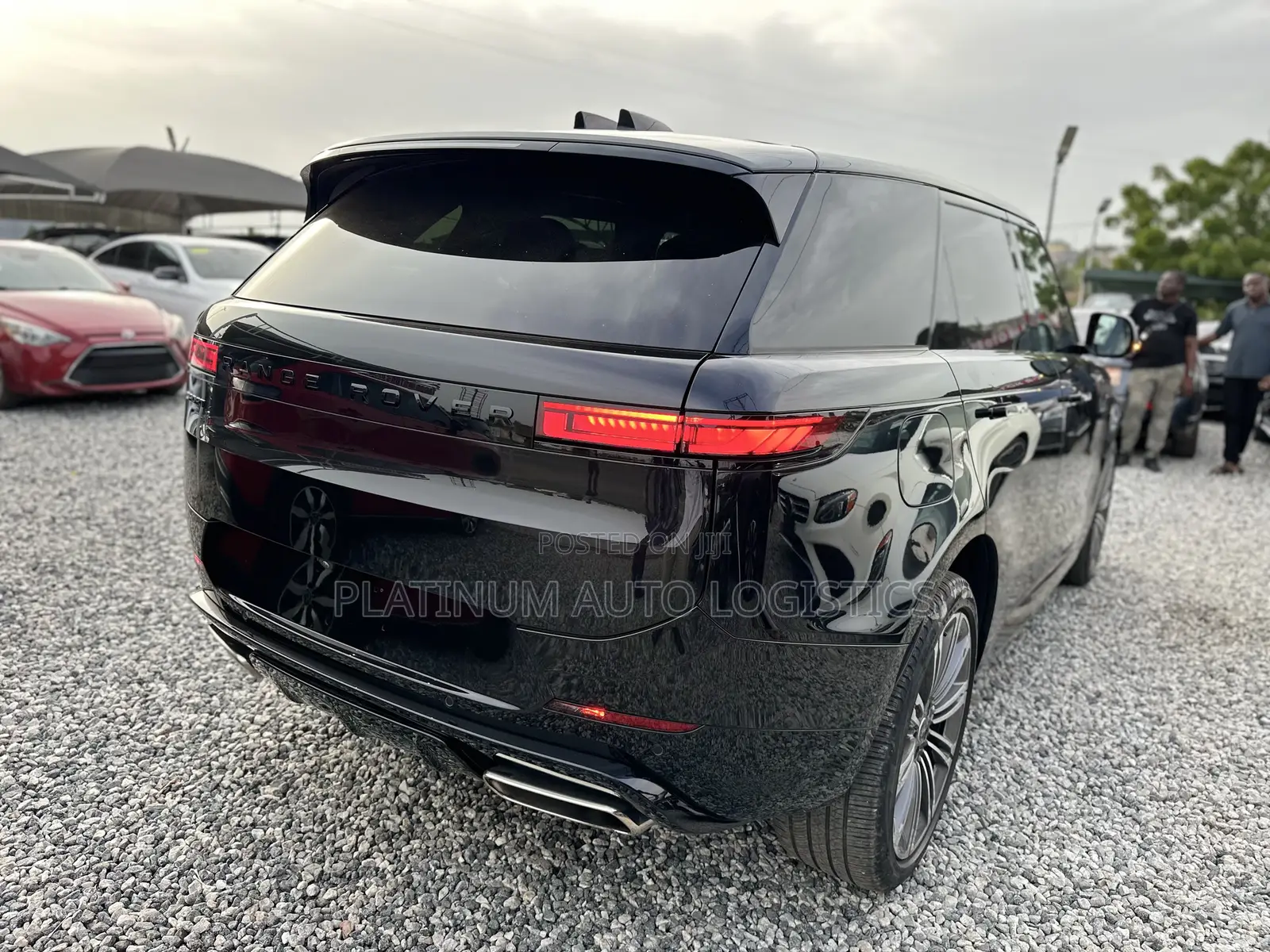 Land Rover Range Rover 2024 Black