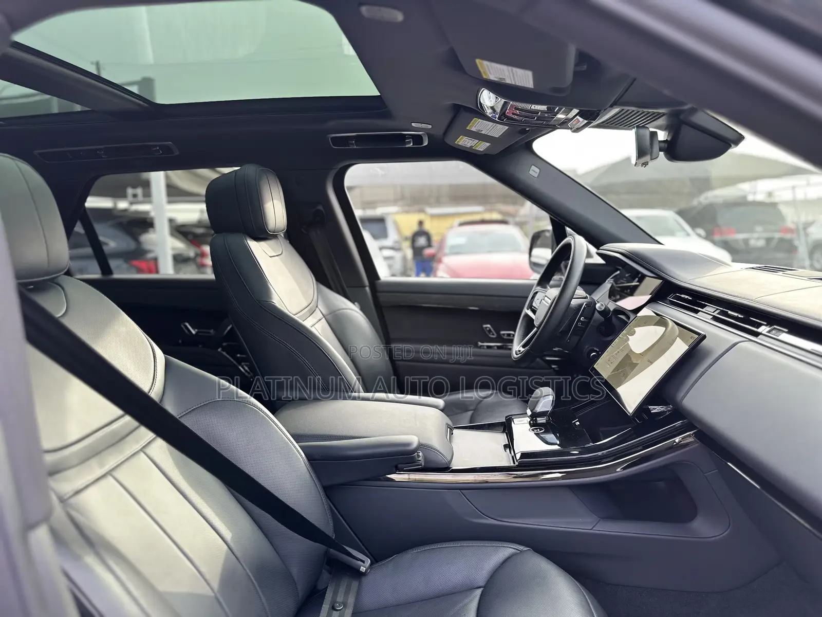 Land Rover Range Rover 2024 Black