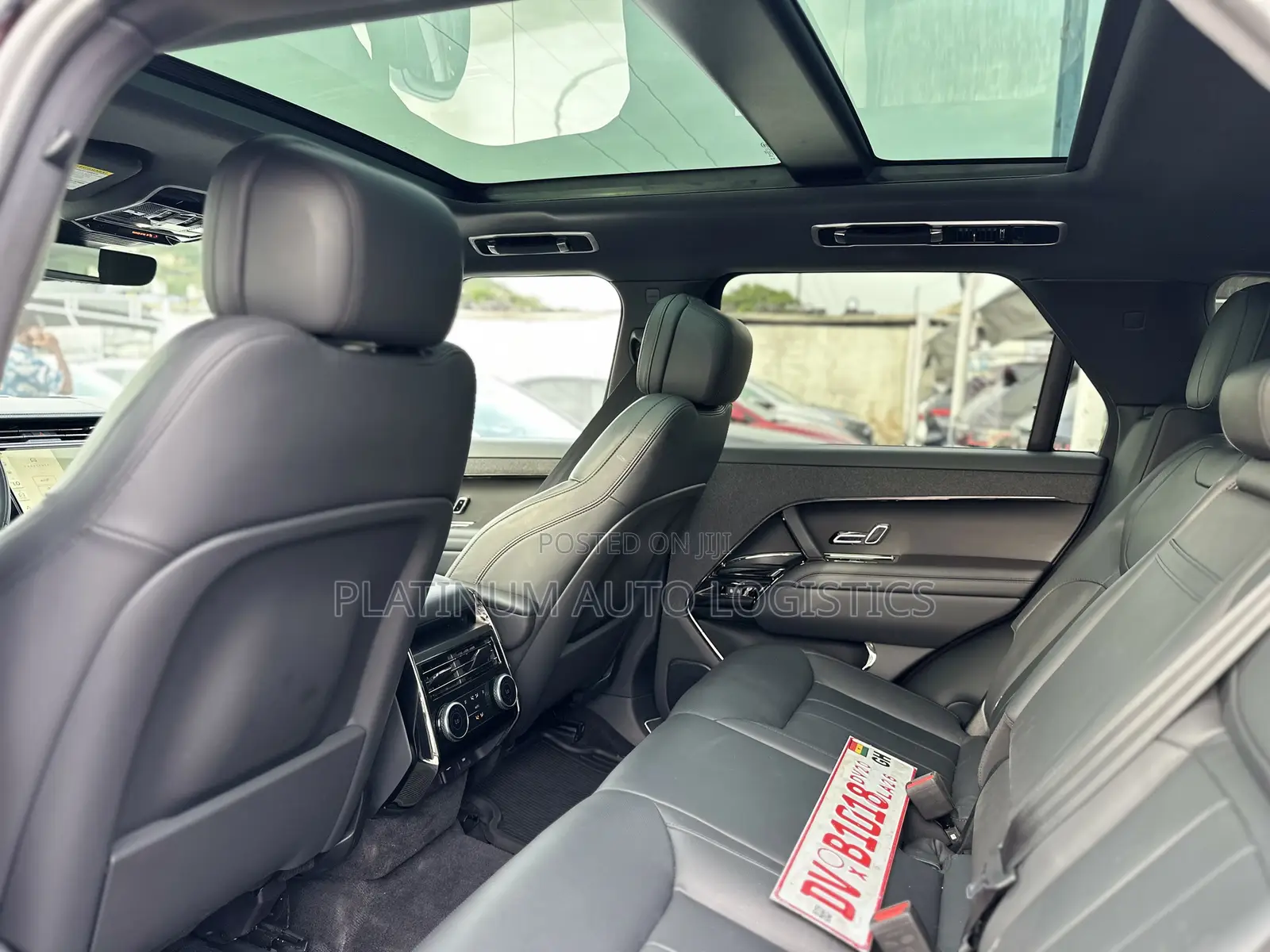 Land Rover Range Rover 2024 Black