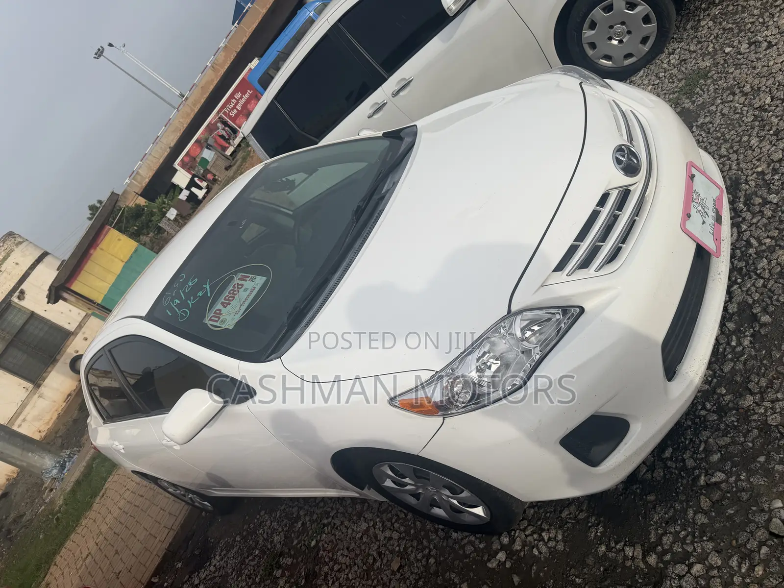 Toyota Corolla LE 4dr Sedan (1.8L 4cyl 4A) 2013 White