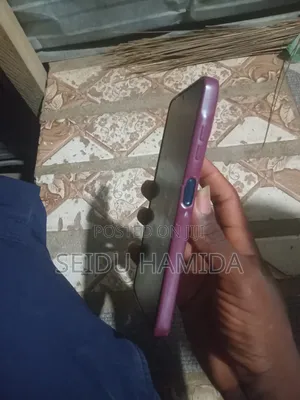 Samsung Galaxy A06 64 GB Gray