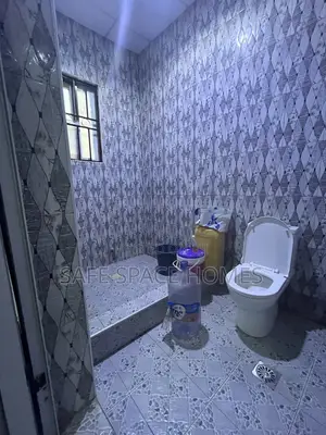 2bdrm Apartment in Burma Camp for rent