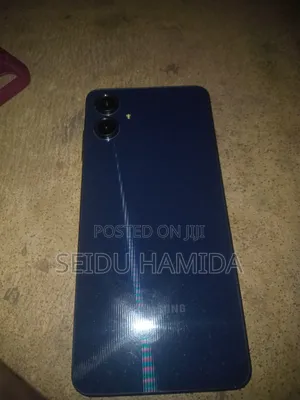 Samsung Galaxy A06 64 GB Gray