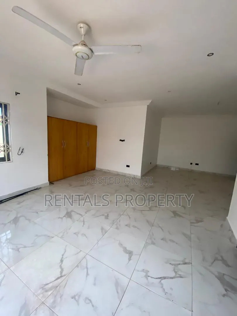 3bdrm Mansion in New Legon for rent
