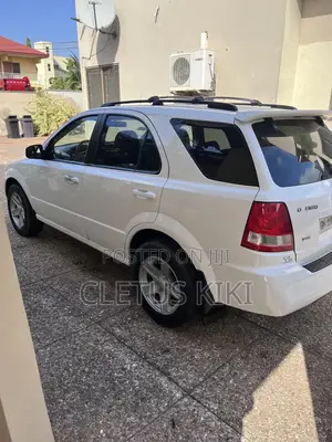 Kia Sorento 2003 White