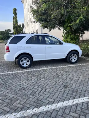 Kia Sorento 2003 White