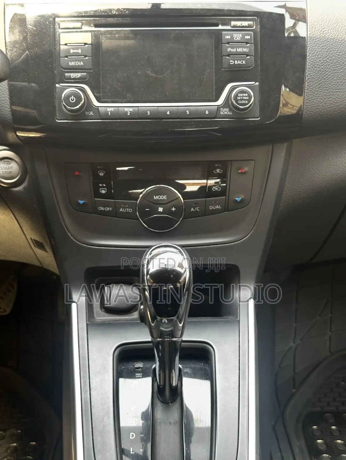 Nissan Sentra SV 2018 Gray