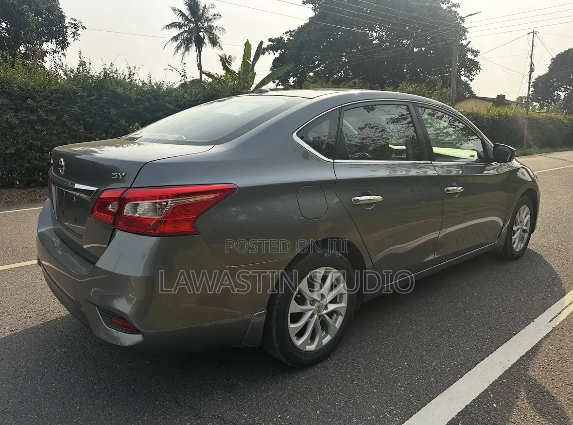 Nissan Sentra SV 2018 Gray