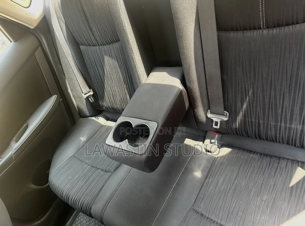 Nissan Sentra SV 2018 Gray
