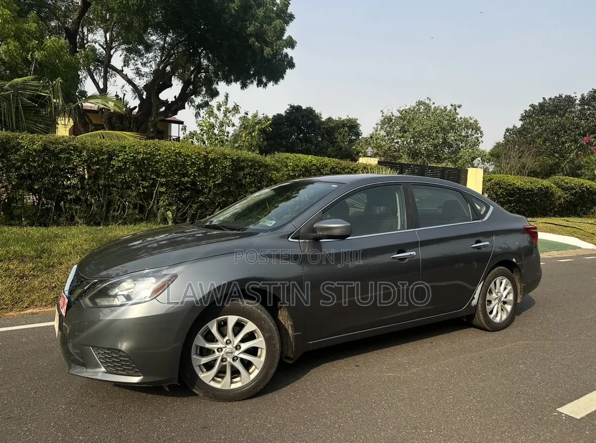 Nissan Sentra SV 2018 Gray