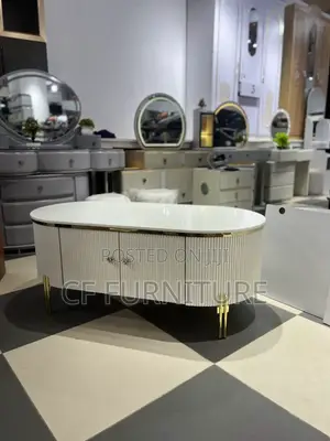 Glossy Center Table